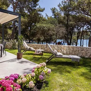 Mare Solis Pinea Mali Losinj